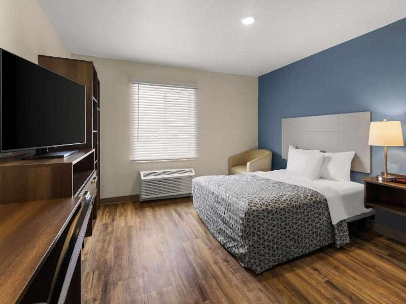 Woodspring Suites Bowling Green I 65 image