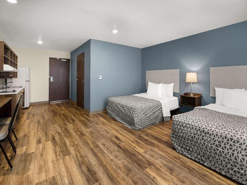 Woodspring Suites Bowling Green I 65 image