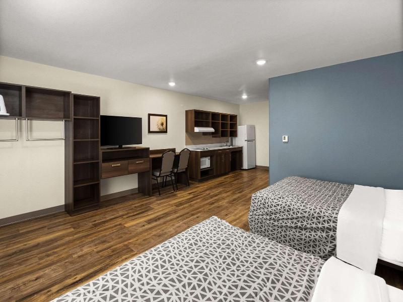 Woodspring Suites Bowling Green I 65 image