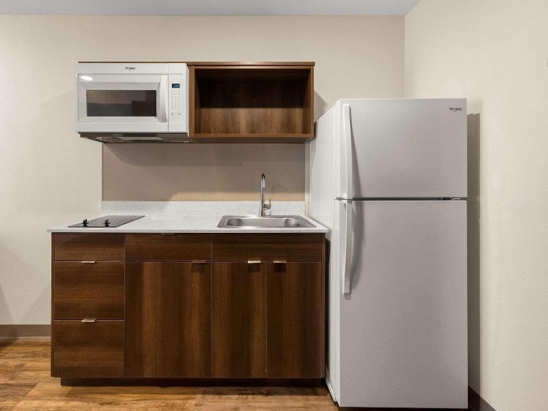 Woodspring Suites Bowling Green I 65 image