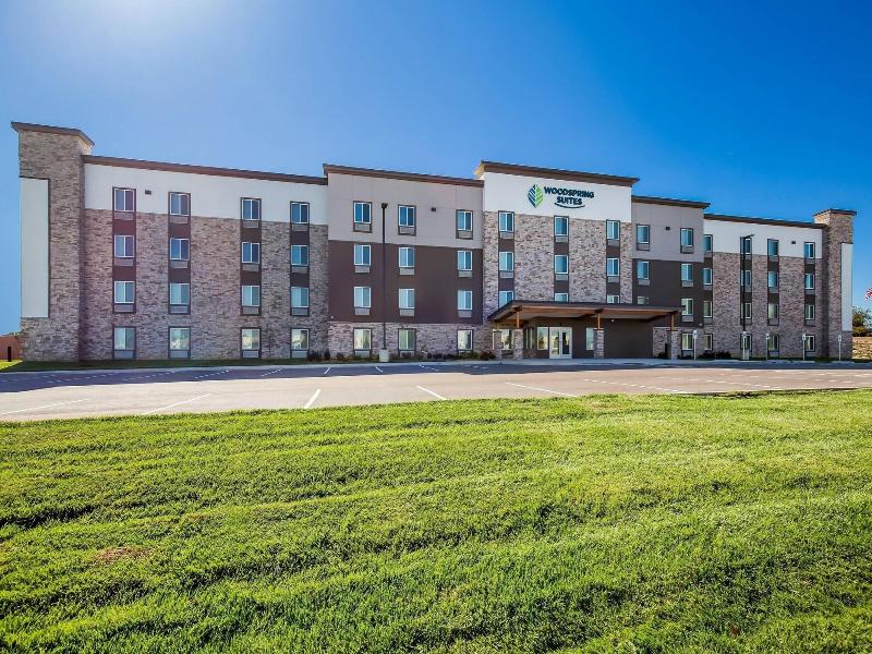 Woodspring Suites St Peters Ofallon image