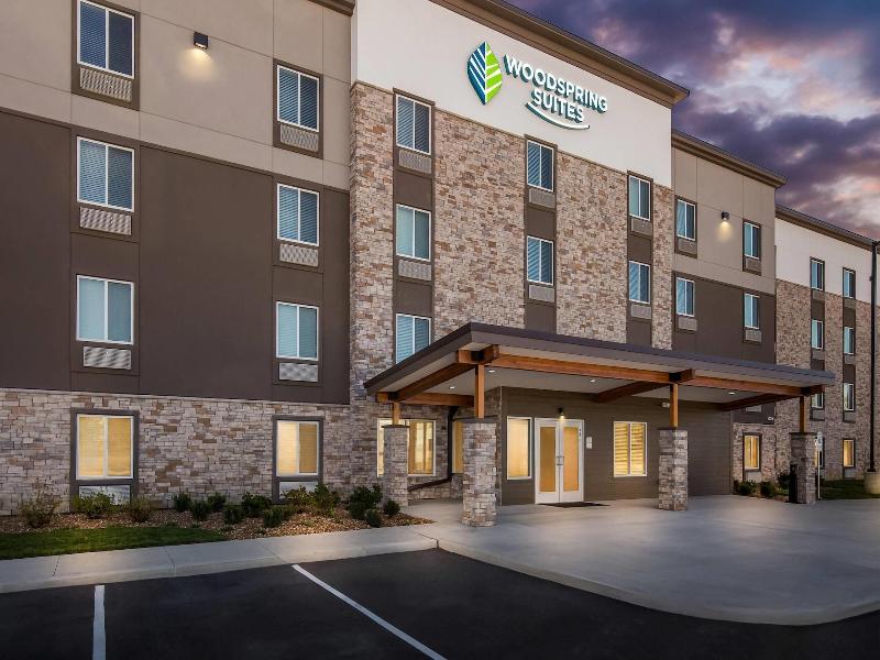 Woodspring Suites St Peters Ofallon image