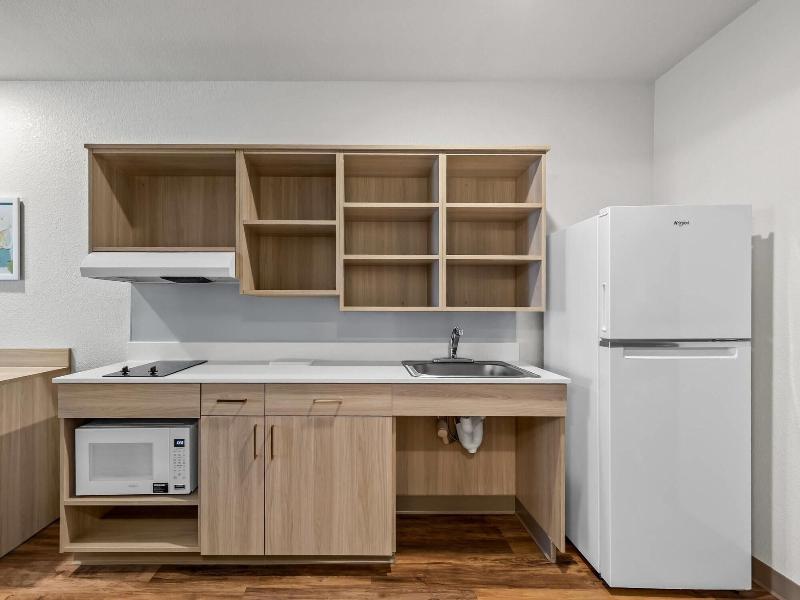 Woodspring Suites St Peters Ofallon image