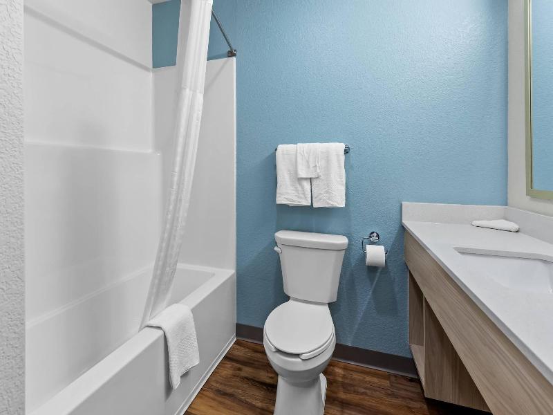 Woodspring Suites St Peters Ofallon image