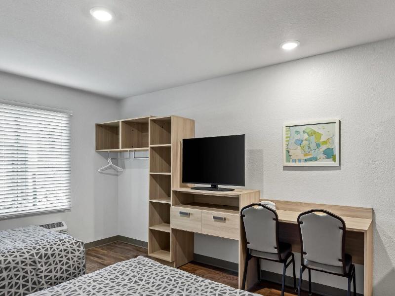 Woodspring Suites St Peters Ofallon image