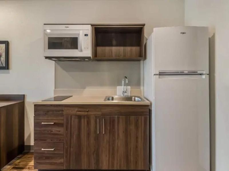 Woodspring Suites St Peters Ofallon image
