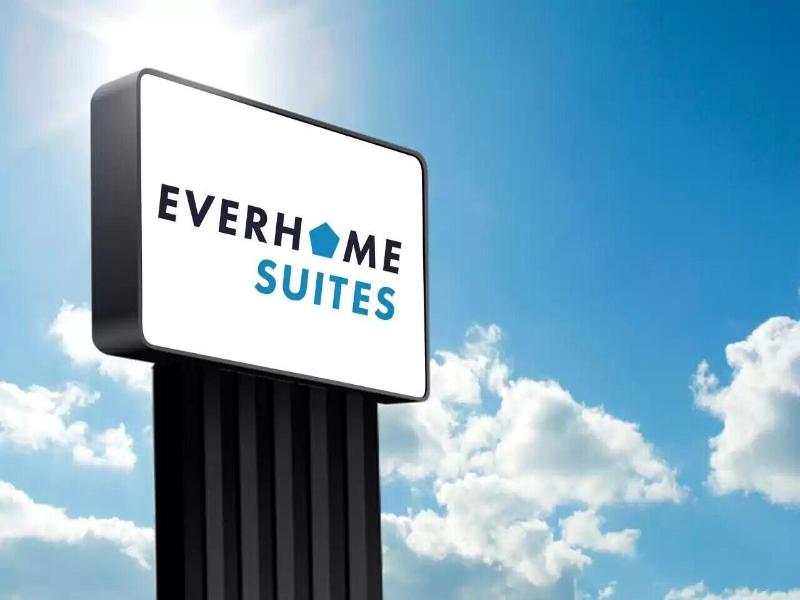 Everhome Suites Bozeman image