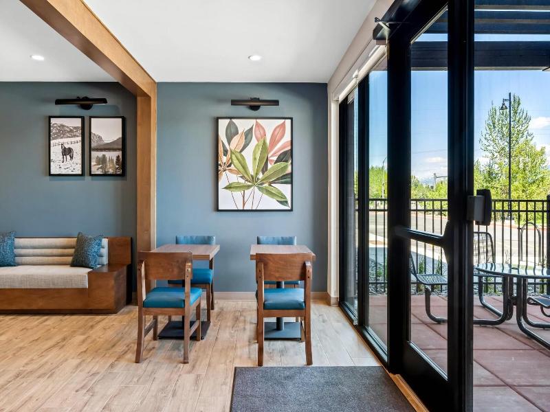 Everhome Suites Bozeman image