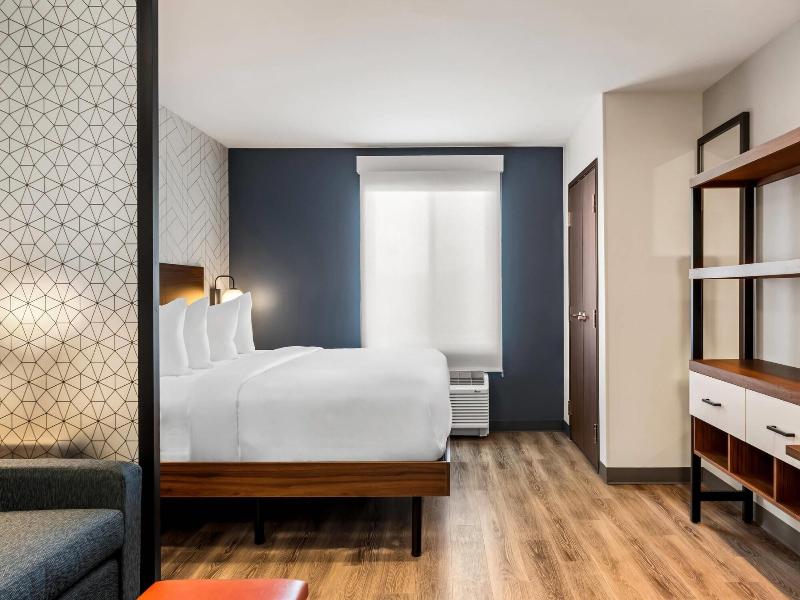 Everhome Suites Bozeman image