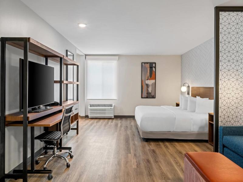 Everhome Suites Bozeman image