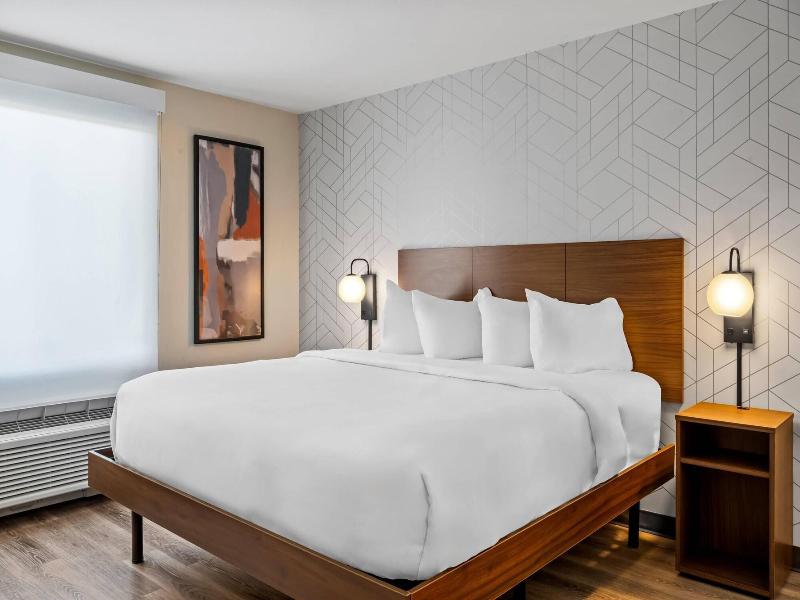 Everhome Suites Bozeman image