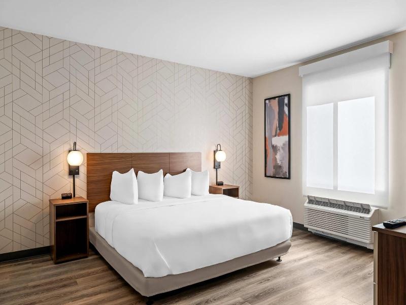 Everhome Suites Bozeman image