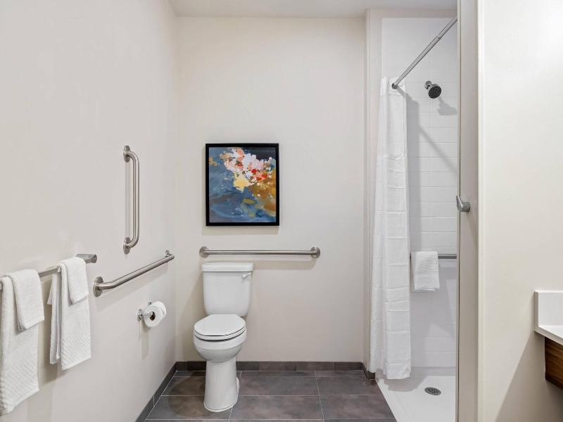 Everhome Suites Bozeman image