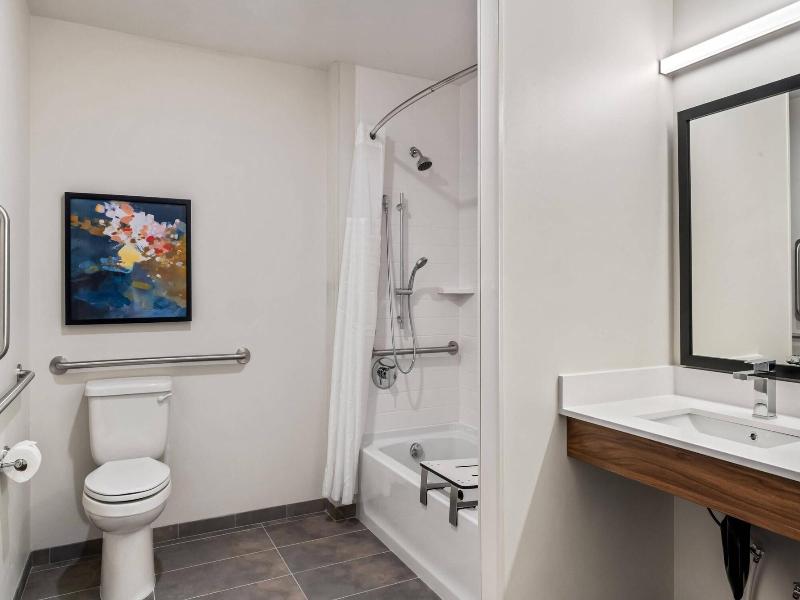 Everhome Suites Bozeman image