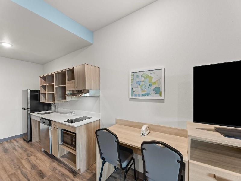 Woodspring Suites Jackson Pearl I 20 3
