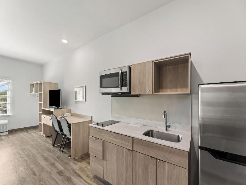 Woodspring Suites Jackson Pearl I 20 image