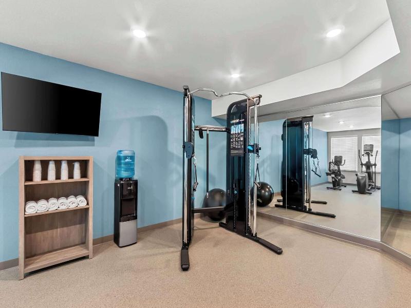 Woodspring Suites Gilbert Mesa Gateway Airport image