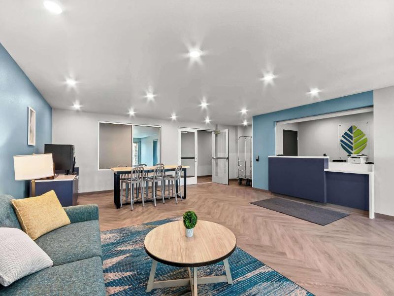 Woodspring Suites Gilbert Mesa Gateway Airport image