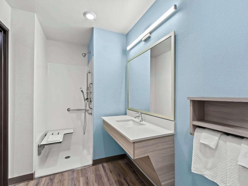 Woodspring Suites Gilbert Mesa Gateway Airport image