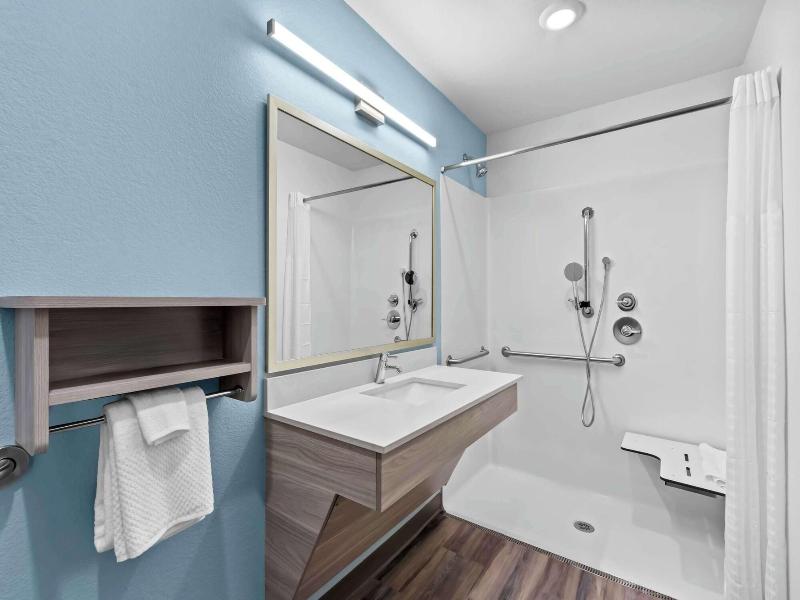 Woodspring Suites Gilbert Mesa Gateway Airport image
