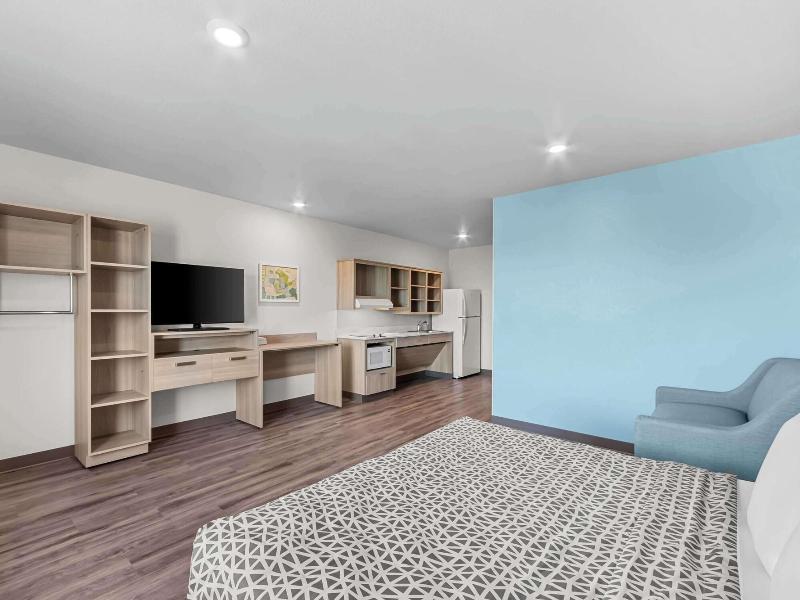 Woodspring Suites Gilbert Mesa Gateway Airport image