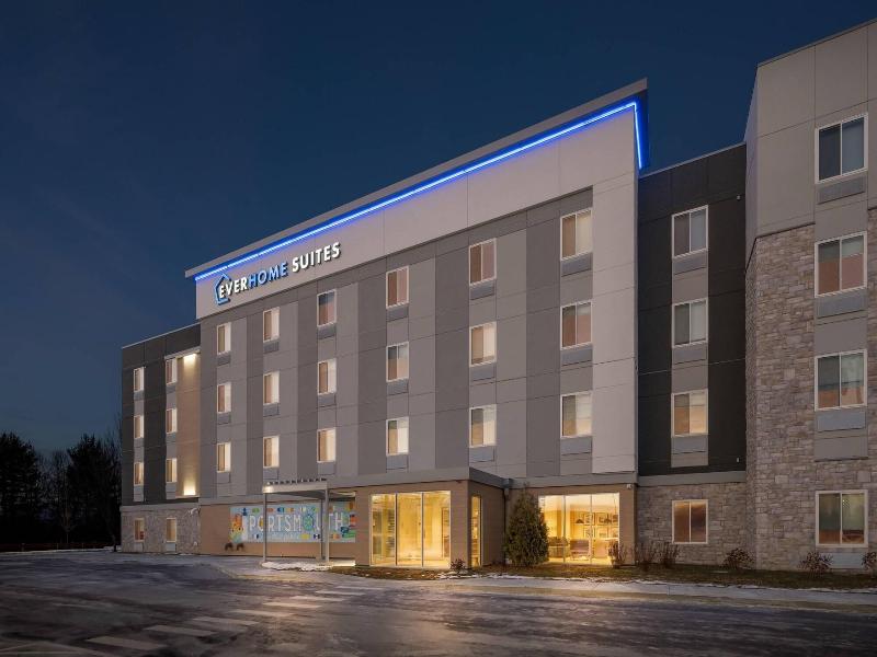 Everhome Suites Portsmouth Newington image