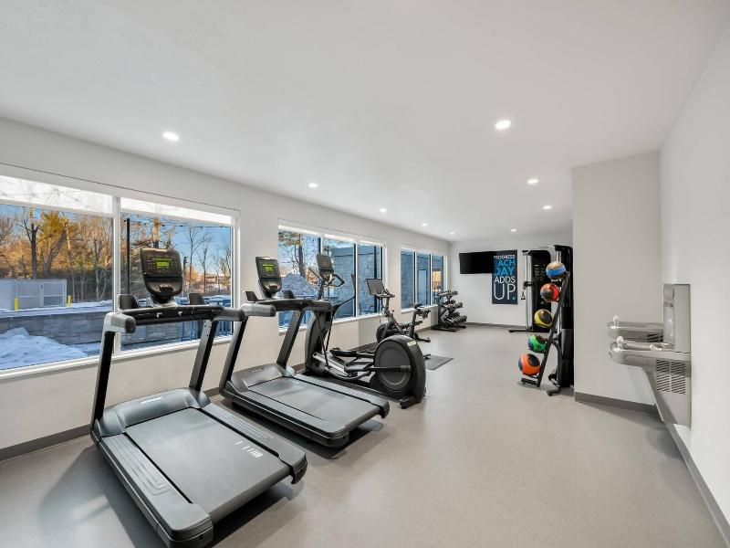 Everhome Suites Portsmouth Newington image