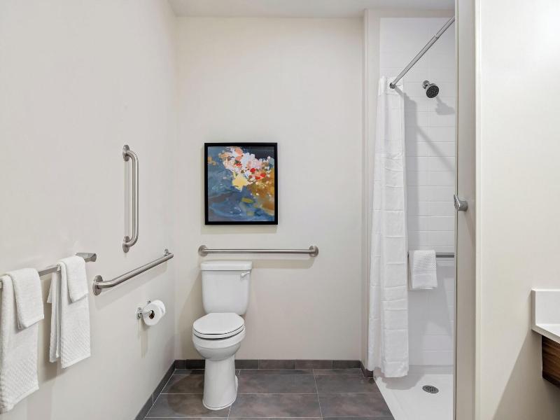 Everhome Suites Portsmouth Newington image