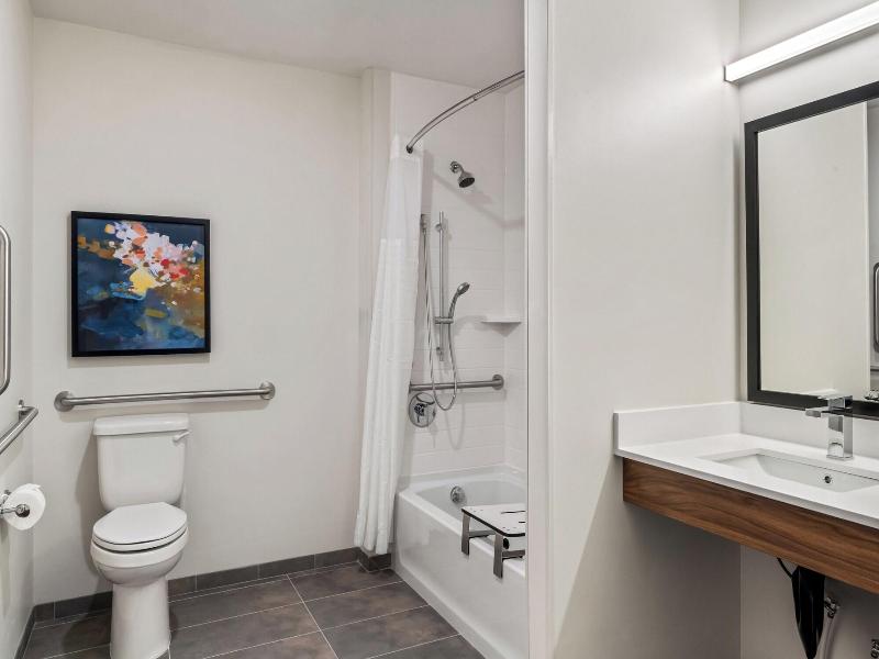 Everhome Suites Portsmouth Newington image