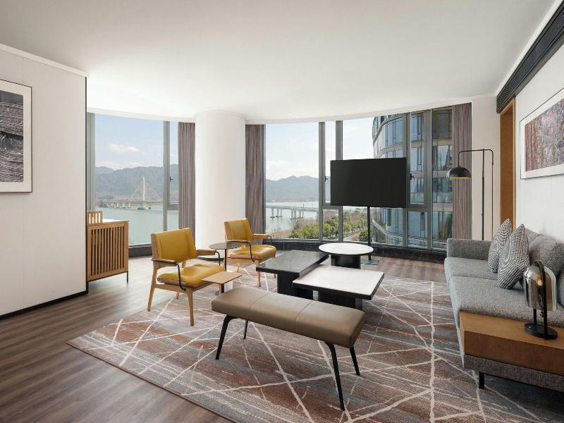 Sheraton Hangzhou Fuyang image