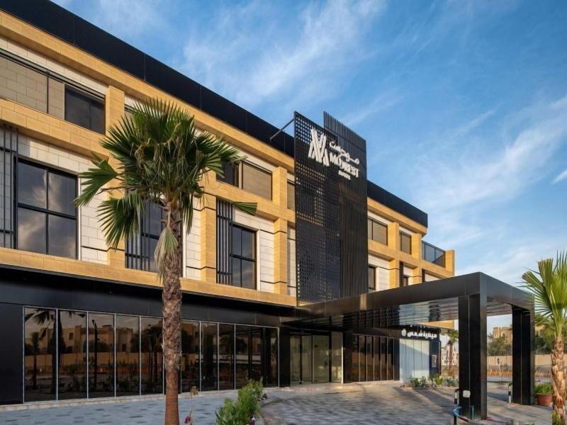 Modrest Hotel image