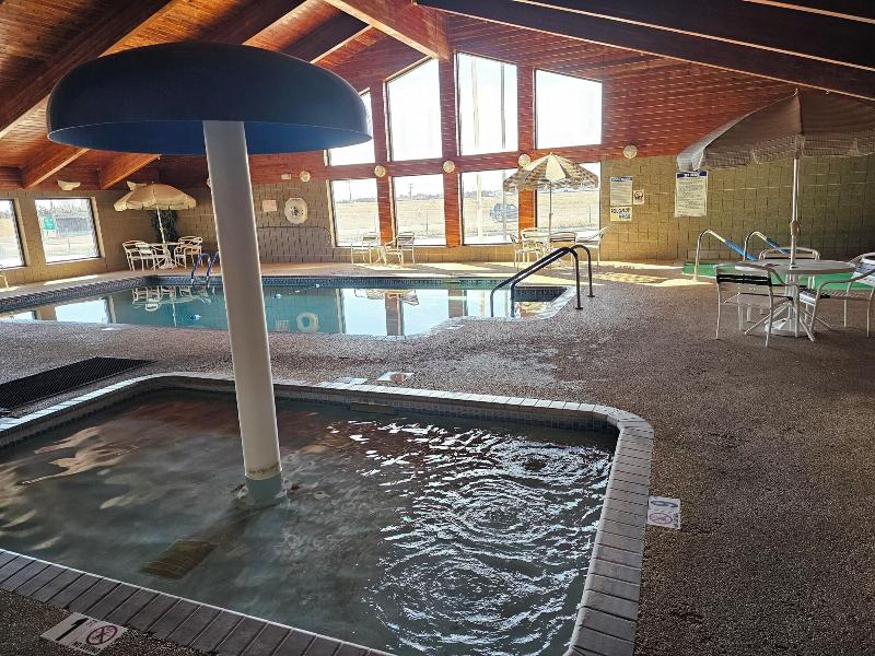 Fossil Creek Hotel And Suites