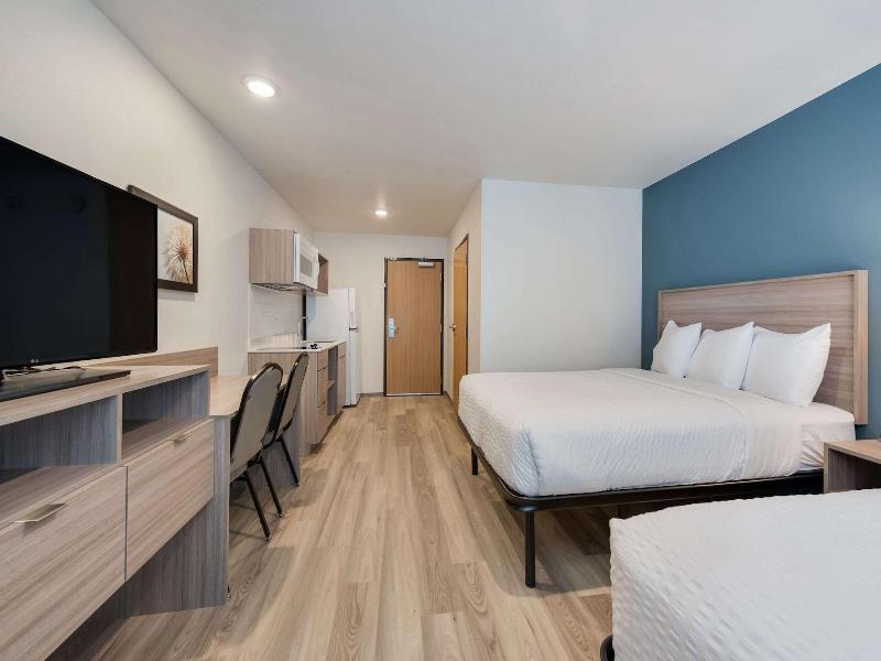Woodspring Suites Meridian image