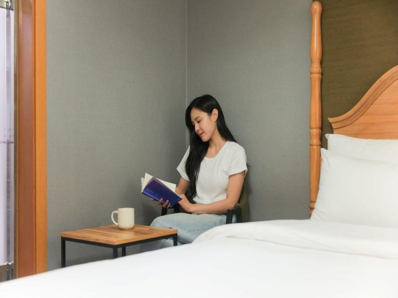 New Day Hotel Gangnam image