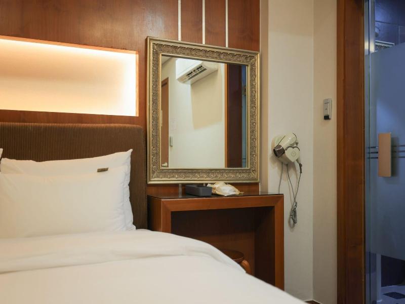 New Day Hotel Gangnam image