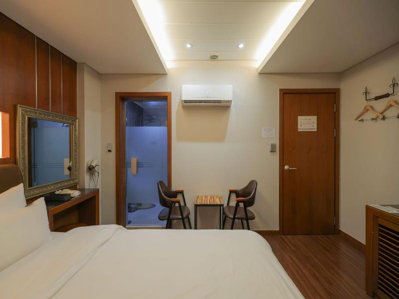 New Day Hotel Gangnam image