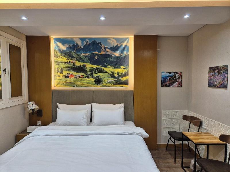 New Day Hotel Gangnam image