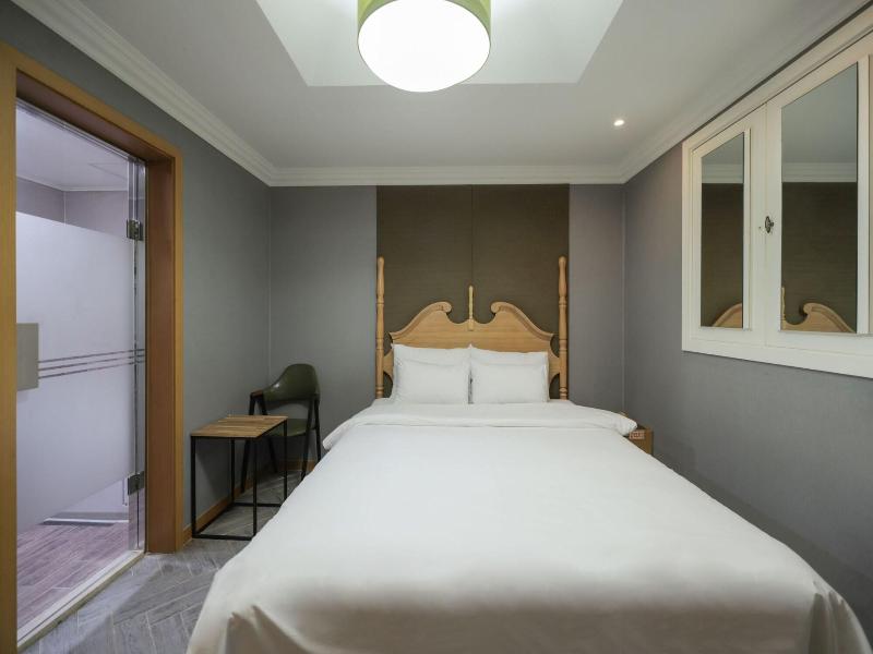 New Day Hotel Gangnam image