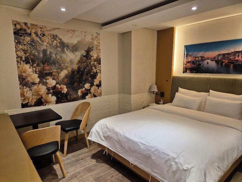 New Day Hotel Gangnam image