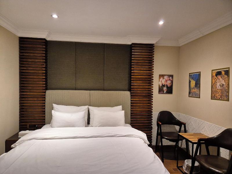 New Day Hotel Gangnam image