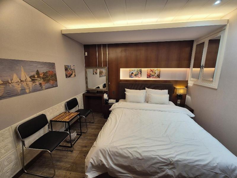 New Day Hotel Gangnam image
