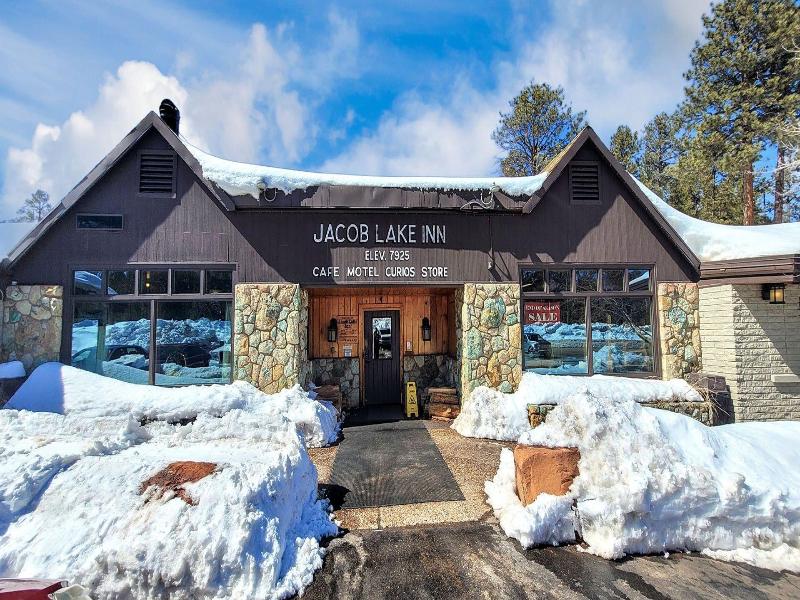 Jacob Lake Inn — general view
