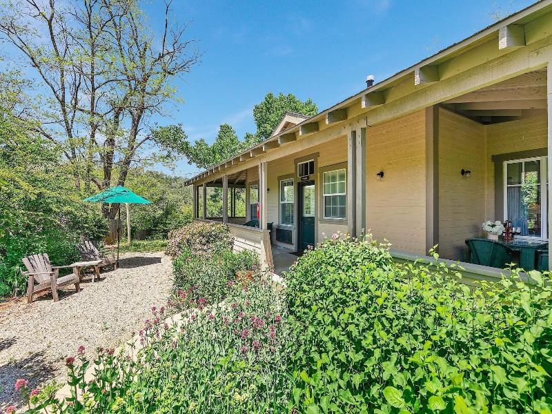Orchard Hill — general view