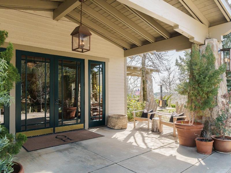 Orchard Hill image