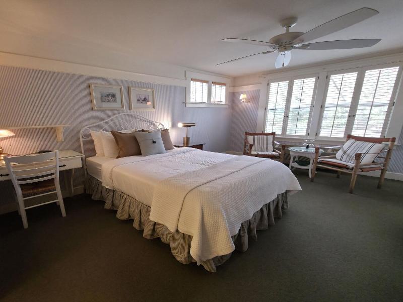 Orchard Hill image
