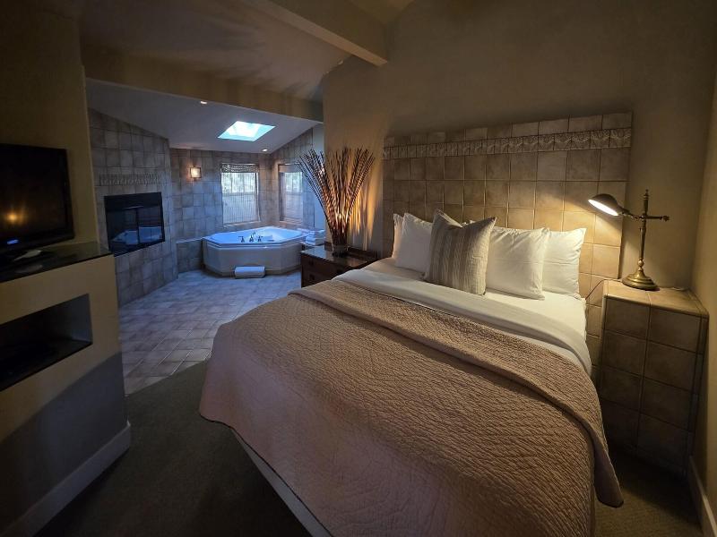 Orchard Hill image