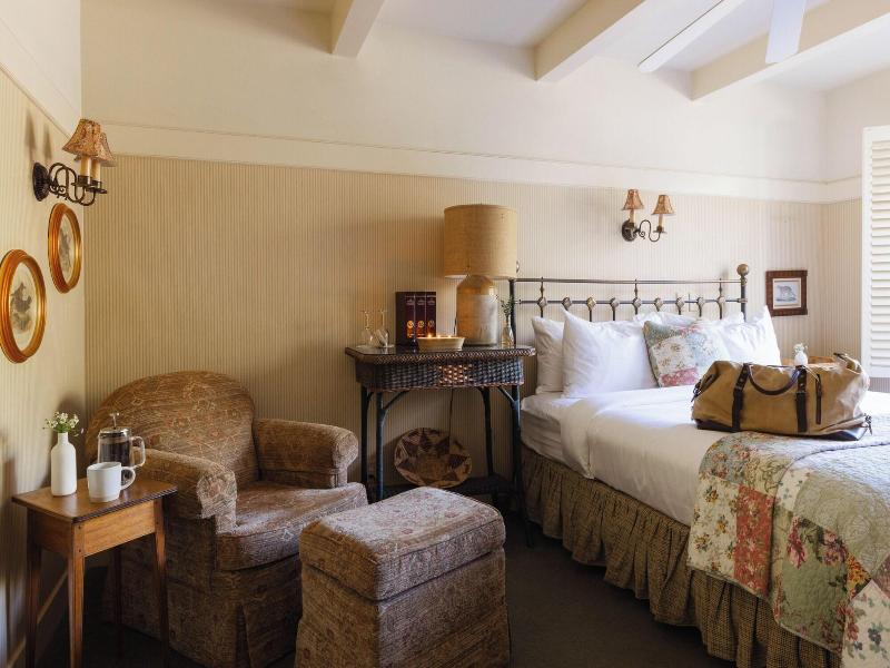 Orchard Hill image