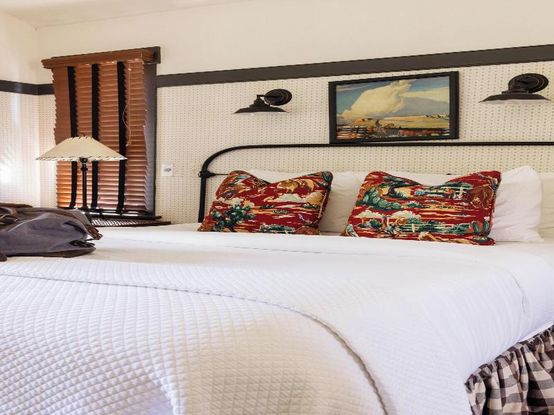 Orchard Hill image