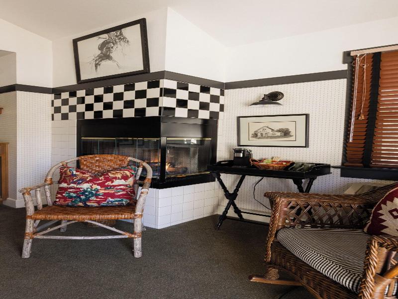 Orchard Hill image