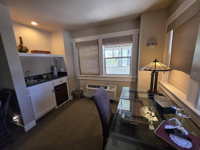 Orchard Hill image